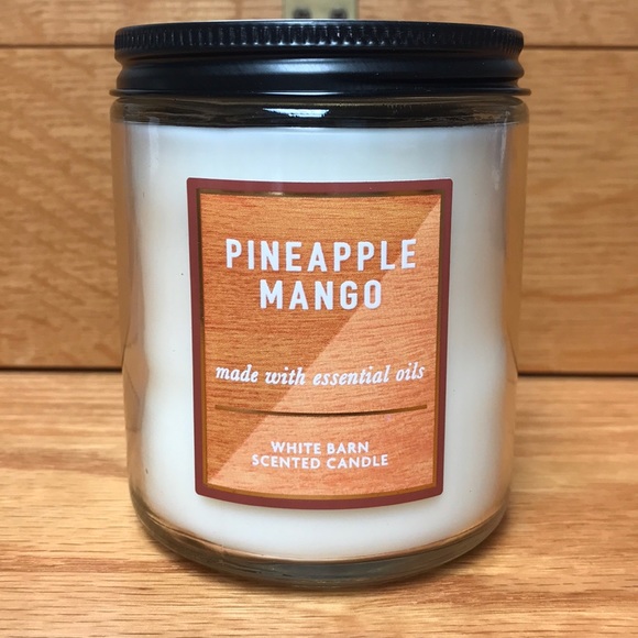 NWT Bath & Body Works Pineapple Mango Candle